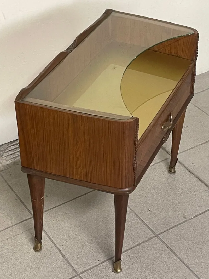 Pamono Vintage Wood and Glass Bedside Tables, 1950s, Set of 2> Nightstands