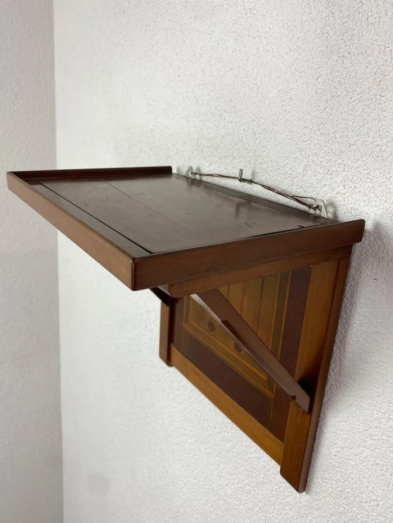 Pamono Wall Shelf attributed to Koloman Moser for Wiener Werkstätte, 1890s> Shelves & Wall Units