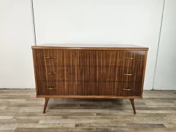 Pamono Walnut-Lined Chest of Drawers with Brass Handles, 1950> Dressers, Commodes & Chests