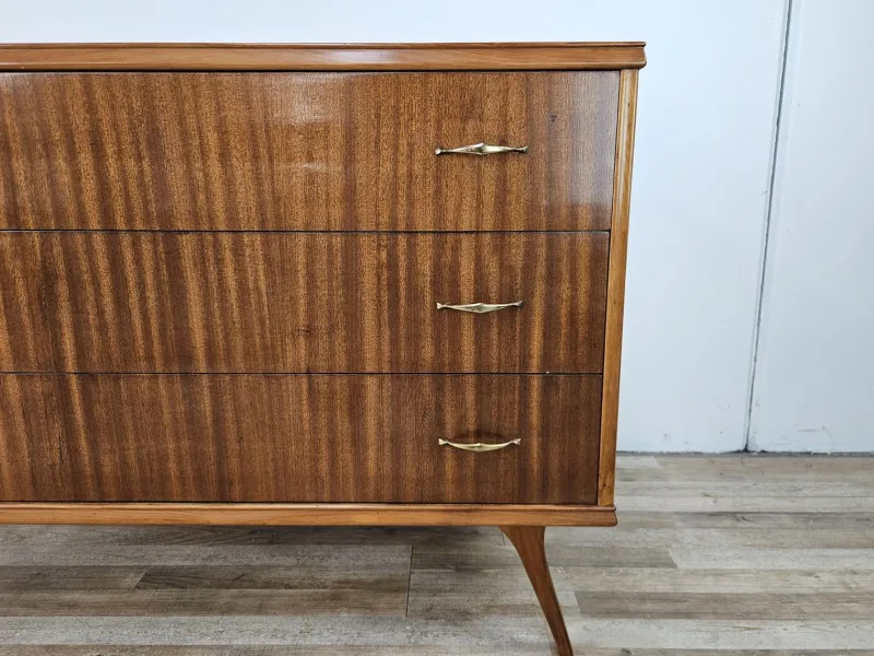 Pamono Walnut-Lined Chest of Drawers with Brass Handles, 1950> Dressers, Commodes & Chests
