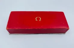 Pamono Watch in 750 Thousandths Gold Hallmarked with Owl Chronometer from Omega><noscript><img width=