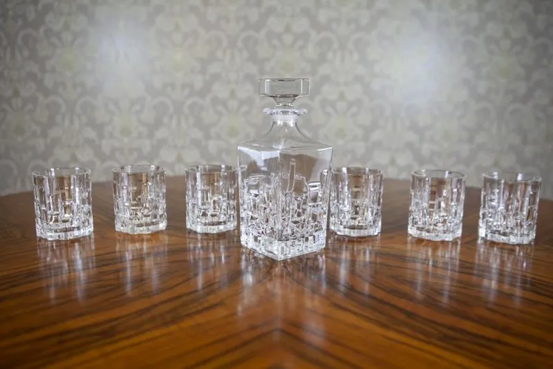 Pamono Whiskey Lowball Glasses and Decanter from RCR Cristalleria Italiana, Set of 7> Tabletop