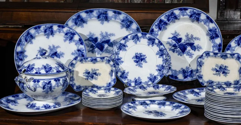 Pamono White and Blue Table Service, Set of 40> Dinner Plates & Bowls