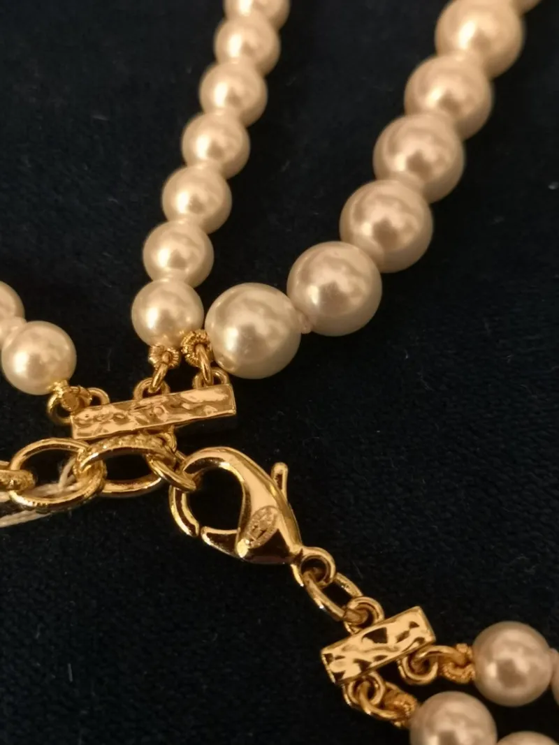 Discount Pamono White and Gold Chanel Necklace Pendant by Chanel