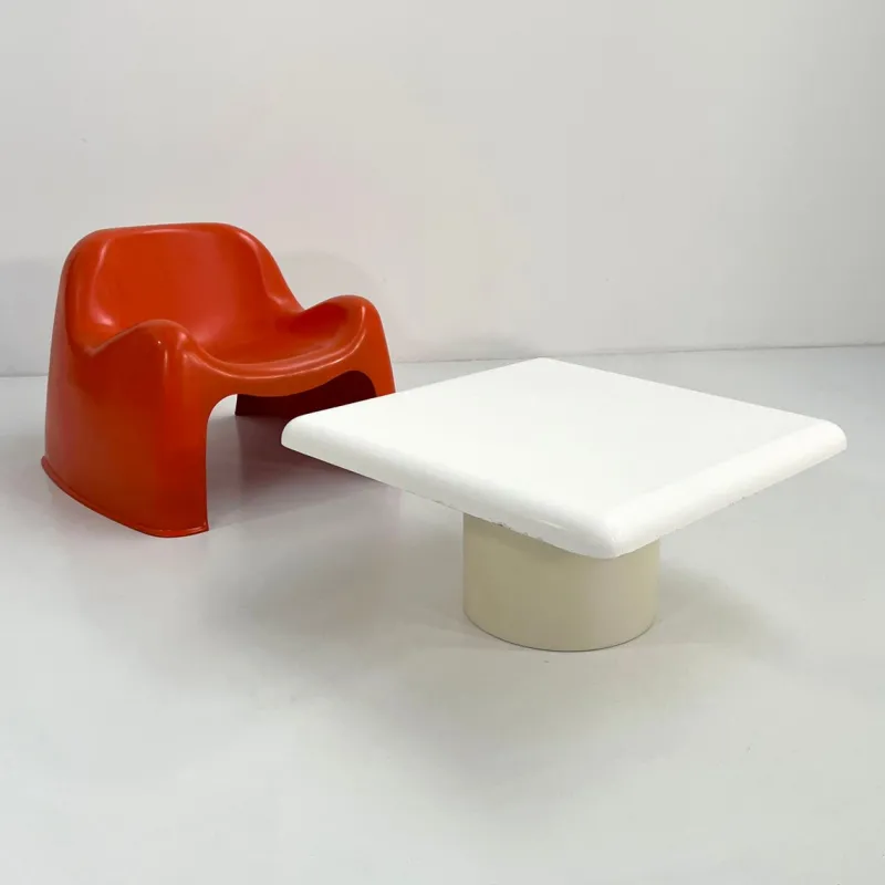 Pamono White Ara Coffee Table by Vico Magistretti for Artemide, 1960s> Coffee & Side Tables