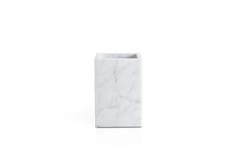 Pamono White Carrara Marble Bathroom Set from FiammettaV Home Collection, Set of 4> Tabletop