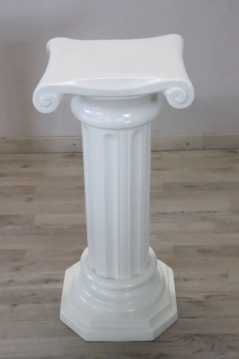 Pamono White Ceramic Column by Bassano> Pedestals And Columns