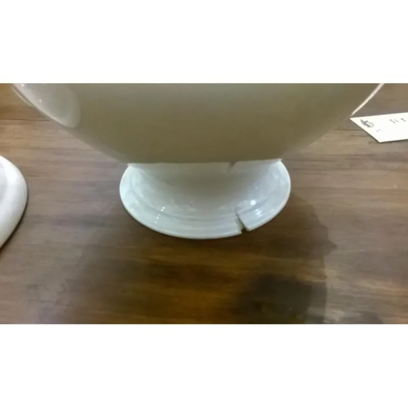 Pamono White Ceramic Round Tureen, 1800s> Serving Dishes