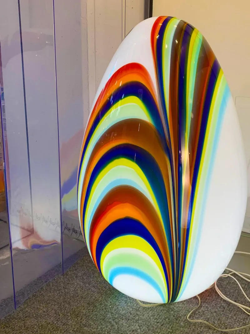 Hot Pamono White Egg Lamp in Murano Style Glass with Multicolored Reeds from Simoeng