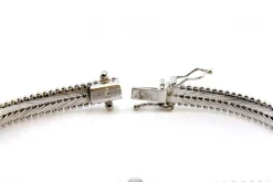 Best Pamono White Gold Bracelet with Herringbone-Shaped Links, Central Rosette with Emerald and Brilliant-Cut Diamonds