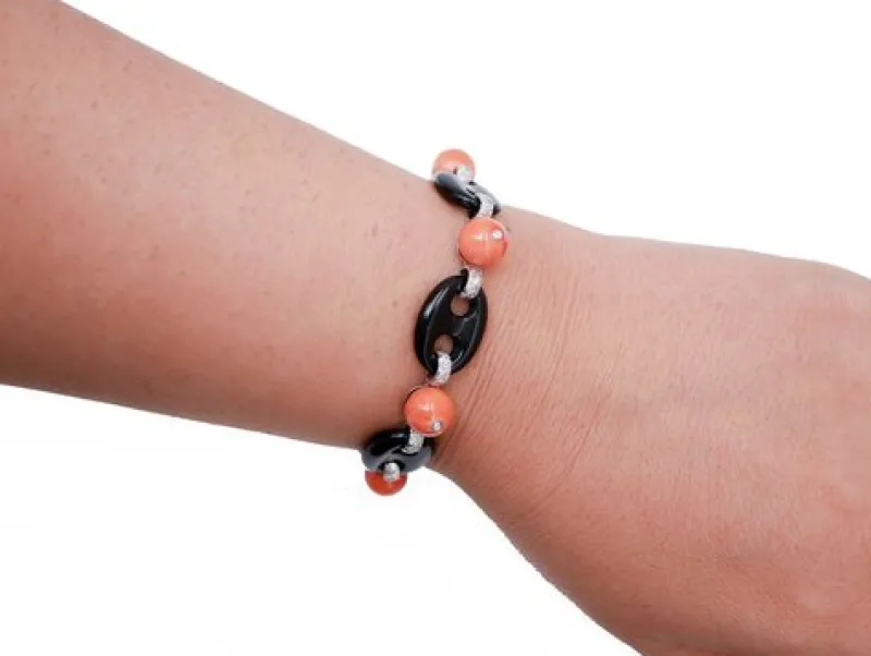 Pamono White Gold Bracelet with Coral and Black Agate> Bracelets