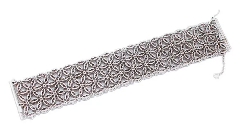 Pamono White Gold Flower Themed Bracelet with White Diamonds and Rubies> Bracelets