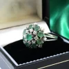 Pamono White Gold Ring with Brilliant-Cut Diamonds and Calibrated Emeralds> Rings