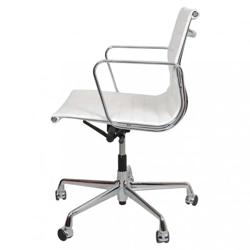 Outlet Pamono White Leather Ea-117 Office Chair by Charles Eames for Vitra, 2000s