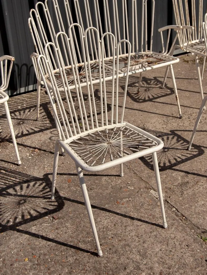 Discount Pamono White Painted Wrought Iron and Metal Bistro Chairs and Sofa in the style of Mathieu Matégot, France, 1950s, Set of 5