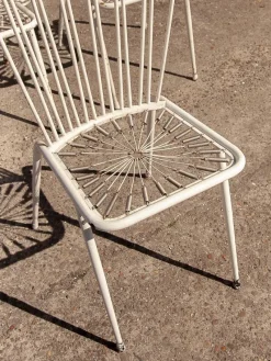 Discount Pamono White Painted Wrought Iron and Metal Bistro Chairs and Sofa in the style of Mathieu Matégot, France, 1950s, Set of 5