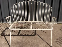 Discount Pamono White Painted Wrought Iron and Metal Bistro Chairs and Sofa in the style of Mathieu Matégot, France, 1950s, Set of 5