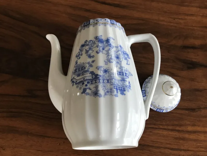 Pamono White Porcelain Jug, Bavaria, 1950s> Bottles, Carafes & Jugs
