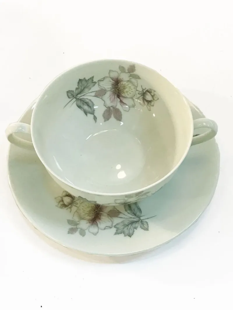 Clearance Pamono White Porcelain Tableware Set from Bidasoa, 1960s, Set of 27