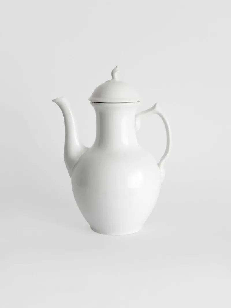 Pamono White Porcelain Teapot from Royal Copenhagen, 1980> Coffee & Tea Service
