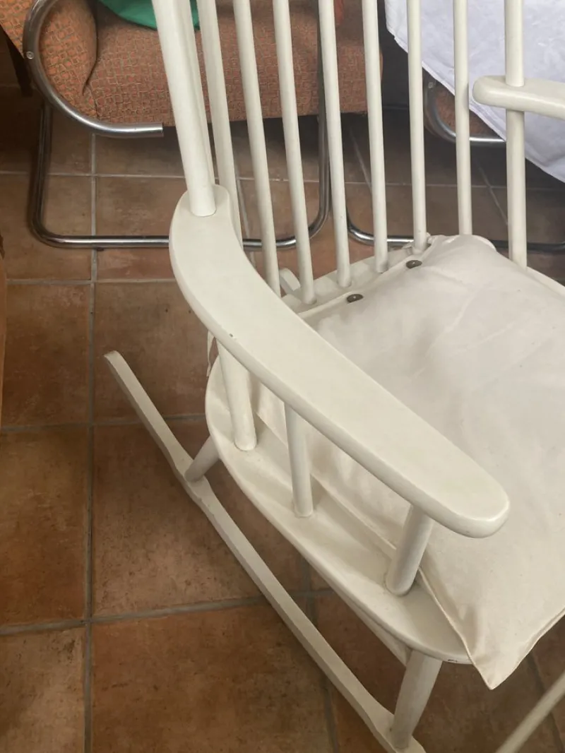 Pamono White Scandinavian Rocking Chair, 1960s> Rocking Chairs