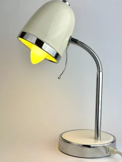 Outlet Pamono White Space Age Table Lamp with Chrome Flex Arm, 1970s