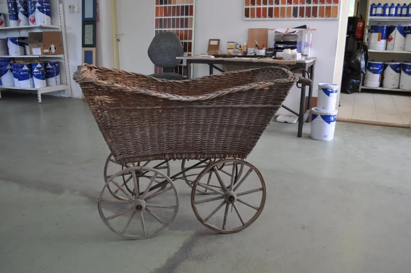 Pamono Wicker & Wood Pram, 1930s> Children's Chairs