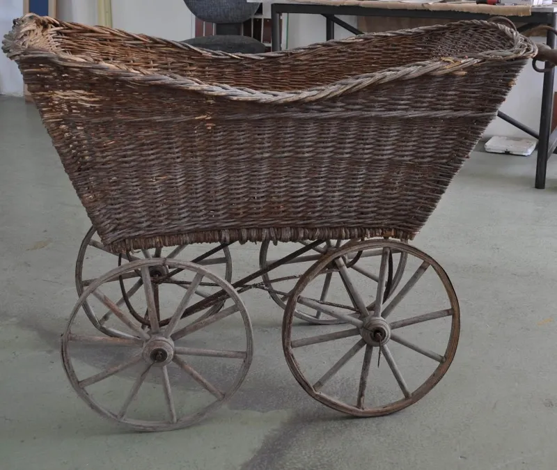 Pamono Wicker & Wood Pram, 1930s> Children's Chairs