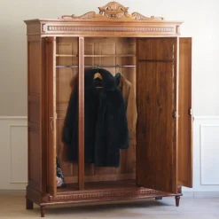 Outlet Pamono Wilhelminian 3-Door Wardrobe in Oak with Mirror, 1890s