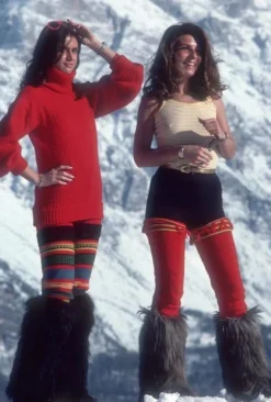 Pamono Winter Wear Oversize C Print Framed in Black by Slim Aarons> Mid-Century