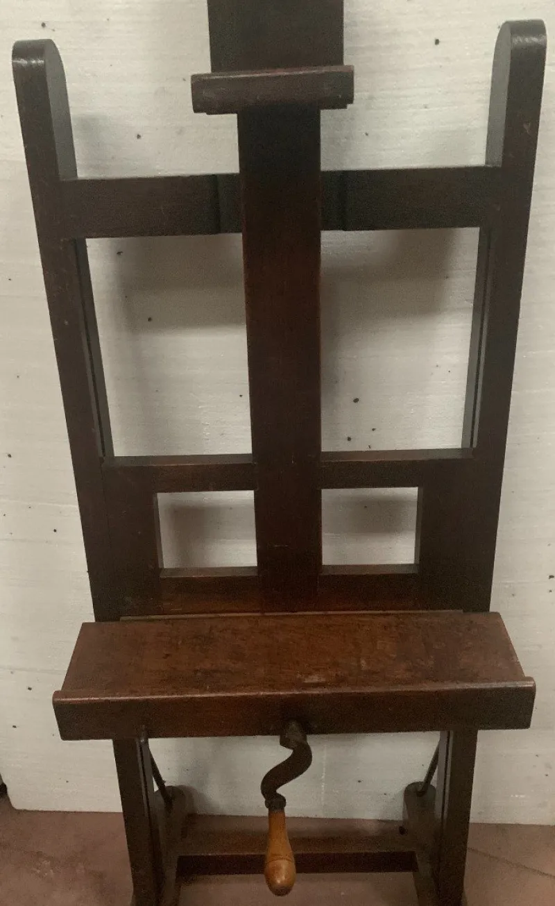 Pamono Wood Rack and Pinion Easel, 20th Century