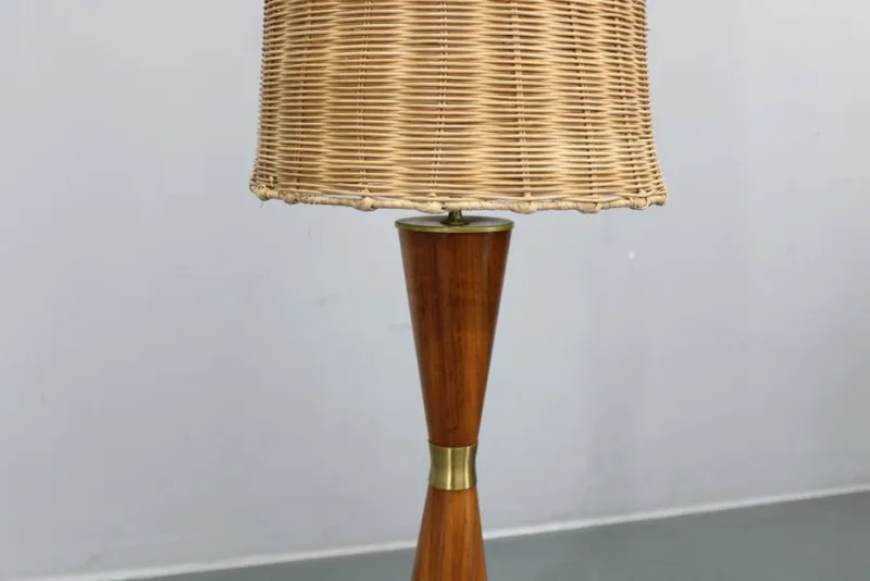 Pamono Wooden Table Lamp with Wicker Shade from Parker Knoll, Britain, 1960s> Table Lamps