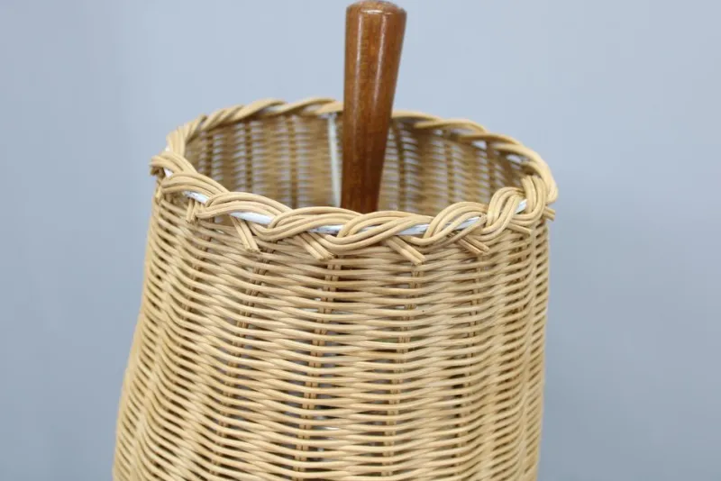 Pamono Wooden Table Lamp with Wicker Shade from Parker Knoll, Britain, 1960s> Table Lamps