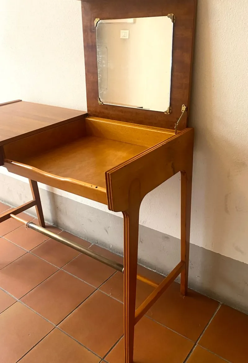 Pamono Writing Desk with Folding Mirror and Drawer attributed to Giò Ponti, Italy, 1950s> Dressing Tables
