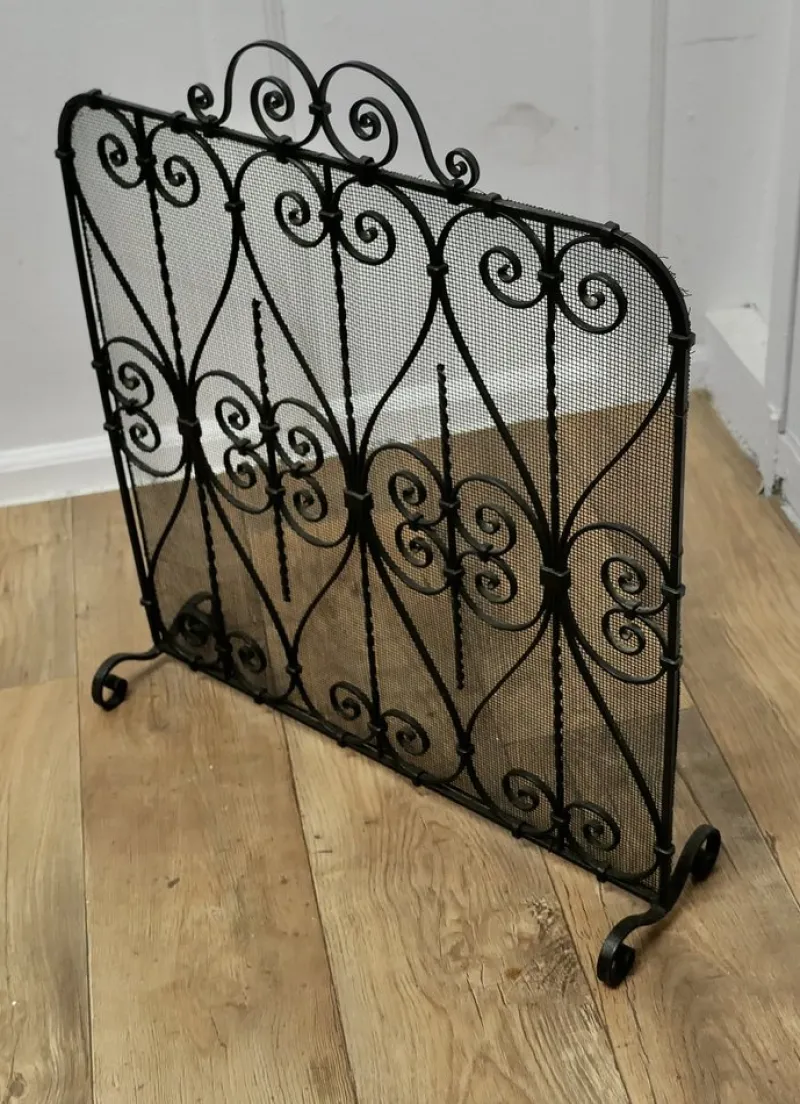 Discount Pamono Wrought Iron Fire Screen