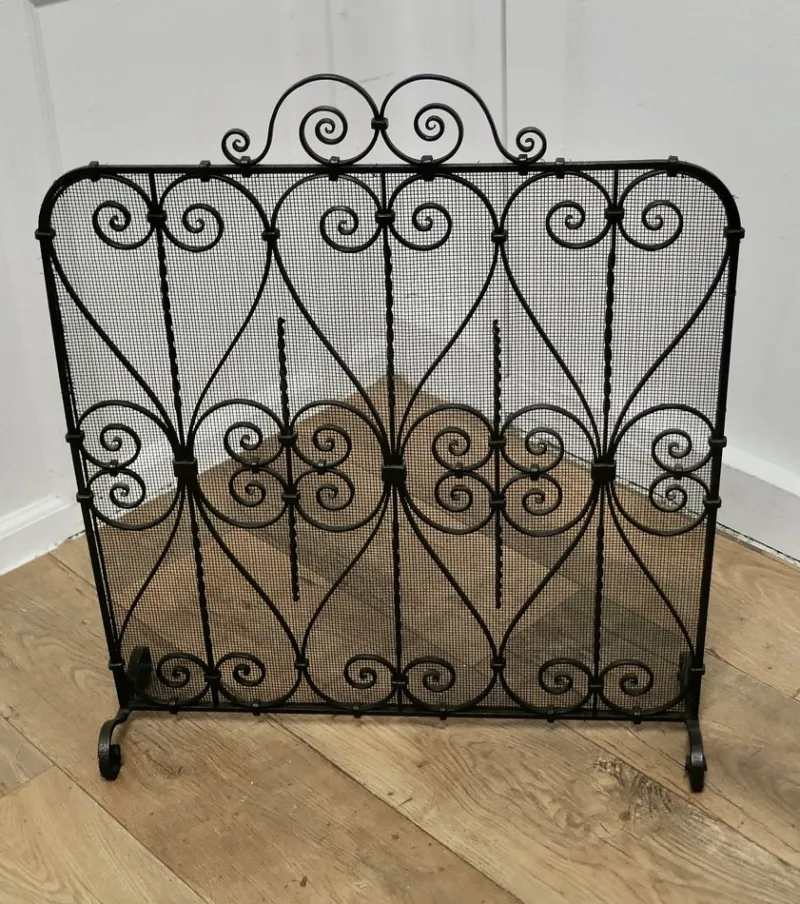 Discount Pamono Wrought Iron Fire Screen