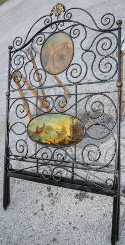 Sale Pamono Wrought Iron Hand-Painted Bed, Italy