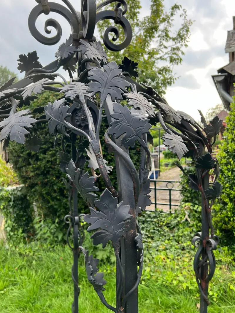 Pamono Wrought Iron Well Head Gantry with Pulley, 1950s> Garden Accessories