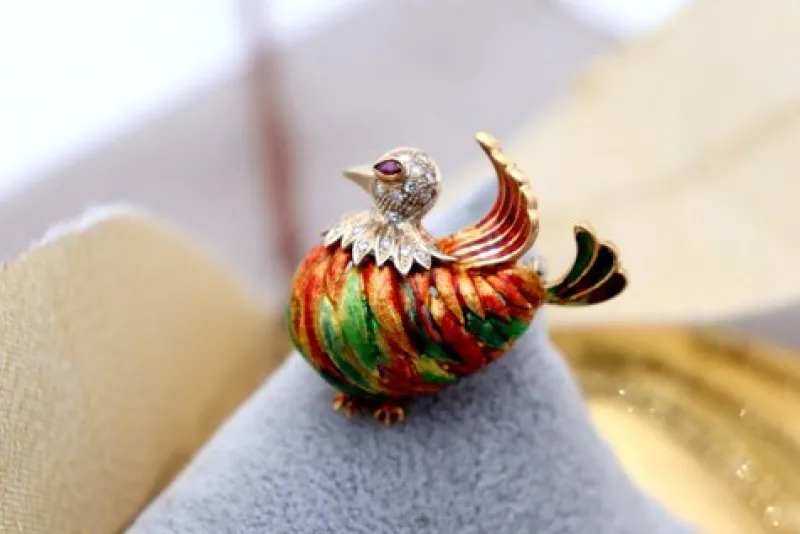 New Pamono Yellow and White Gold Brooch with Diamonds