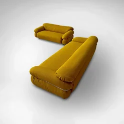 Hot Pamono Yellow Bouclé Sesann Sofas by Gianfranco Frattini for Cassina, 1970s, Set of 2