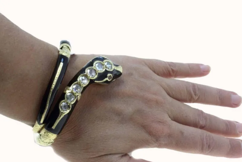 Pamono Yellow Gold and Ruby Bracelet with Diamonds> Bracelets
