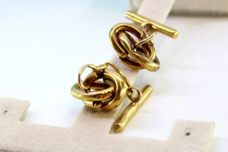 Clearance Pamono Yellow Gold Cufflinks with Intertwined Link-Shaped Windings, Set of 2