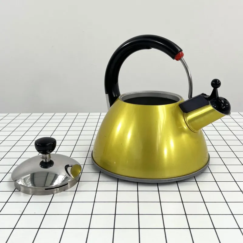 Pamono Yellow Tea Kettle from Mikado, Japan, 1980s> Coffee & Tea Service
