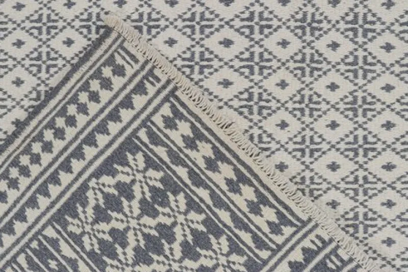 Outlet Pamono Zilu Style Kilim in White and Blue-Gray Geometric Pattern from R&K Principal Jahanshah Nazmiyal